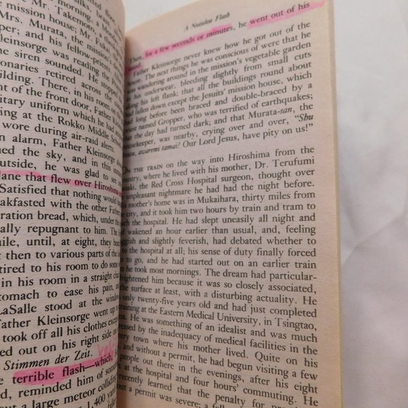 Hiroshima by John Hersey First Vintage Books Edition 1989 Paperback - Picture 11 of 11